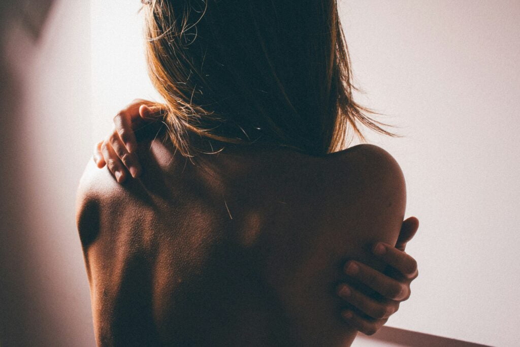 Deze 4 Makkelijke Remedies Helpen Tegen Een Droge Huid En Statisch Haar
