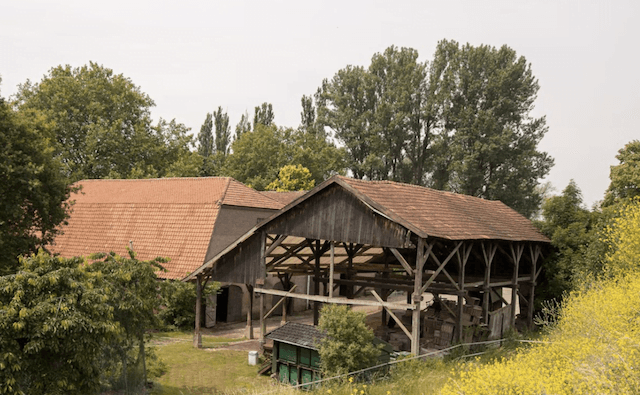 Oude Boerderij, Arneco