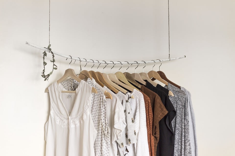 Capsule Wardrobe Simple 