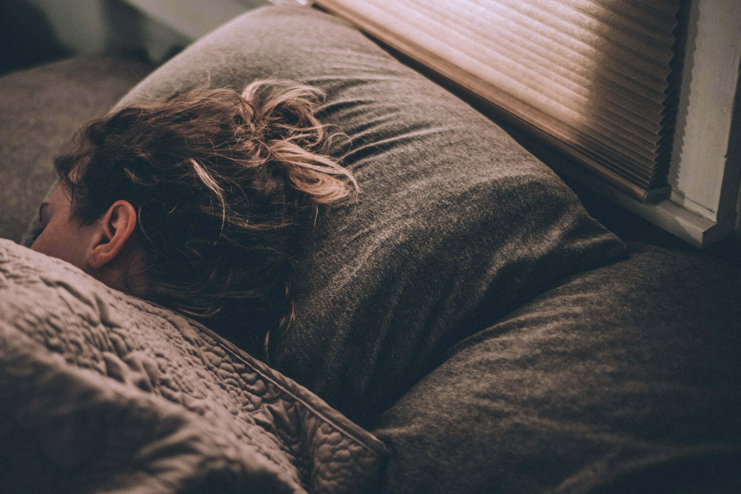 Met Je Haar Vast Slapen Beter Voor Het Milieu