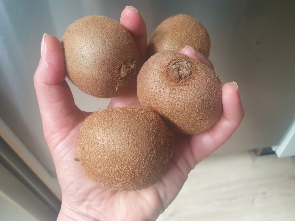 Wat kan je doen met de schil van een watermeloen? En nog 7 opmerkelijke voorbeelden van ‘afval’ dat je gewoon kan eten 4 Wat Kan Je Doen Met De Schil Van Een Watermeloen? En 7 Andere Opvallende Voorbeelden Van 'Afval' Dat Je Kan Eten.