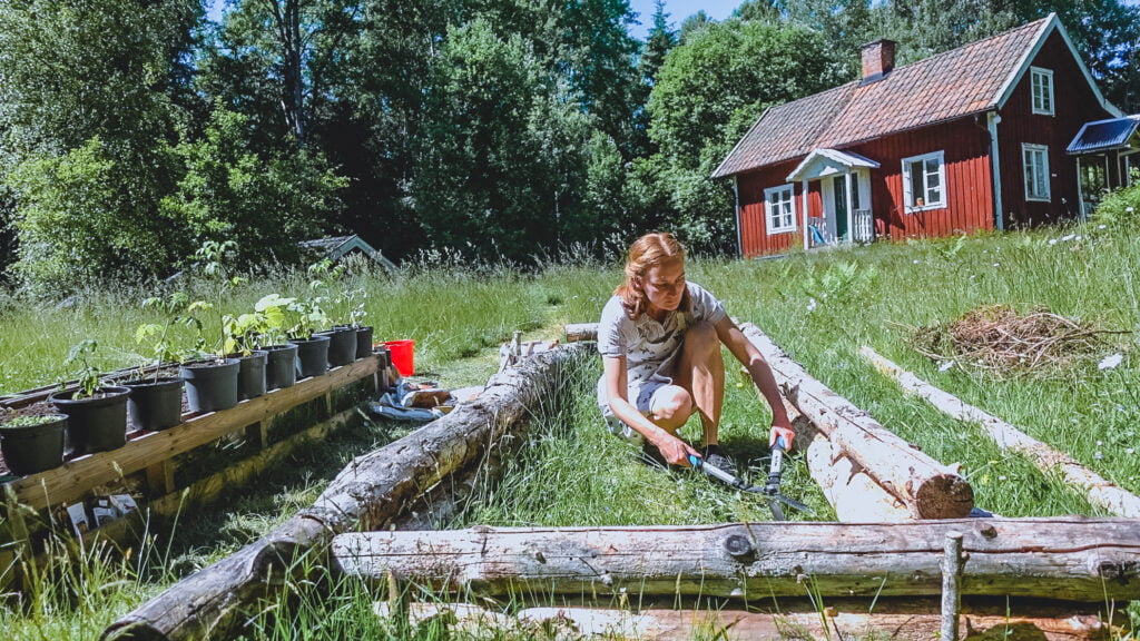 Rosie Verbouwt In Haar Eentje Haar Huis In Zweden
