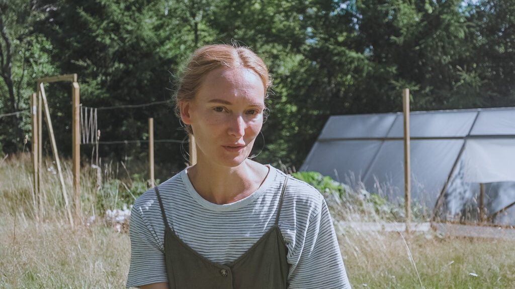 Rosie Verbouwt In Haar Eentje Haar Huis In Zweden