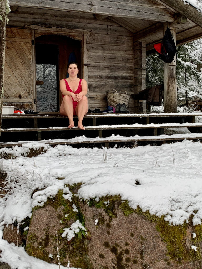 Susan Geeft Trainingen Aan Mensen Die Willen Leren Winterzwemmen