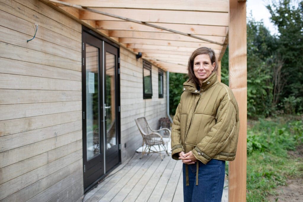 In deze Tiny House community gaan biodiversiteit, biobased bouwen en groepsgevoel samen 4 Tiny House Community