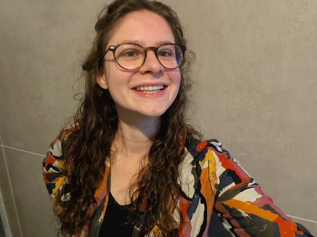 Op een duurzame manier je tanden bleken: werkt dat? 7 Tanden Bleken Met De Whitening Kit Van Smyle