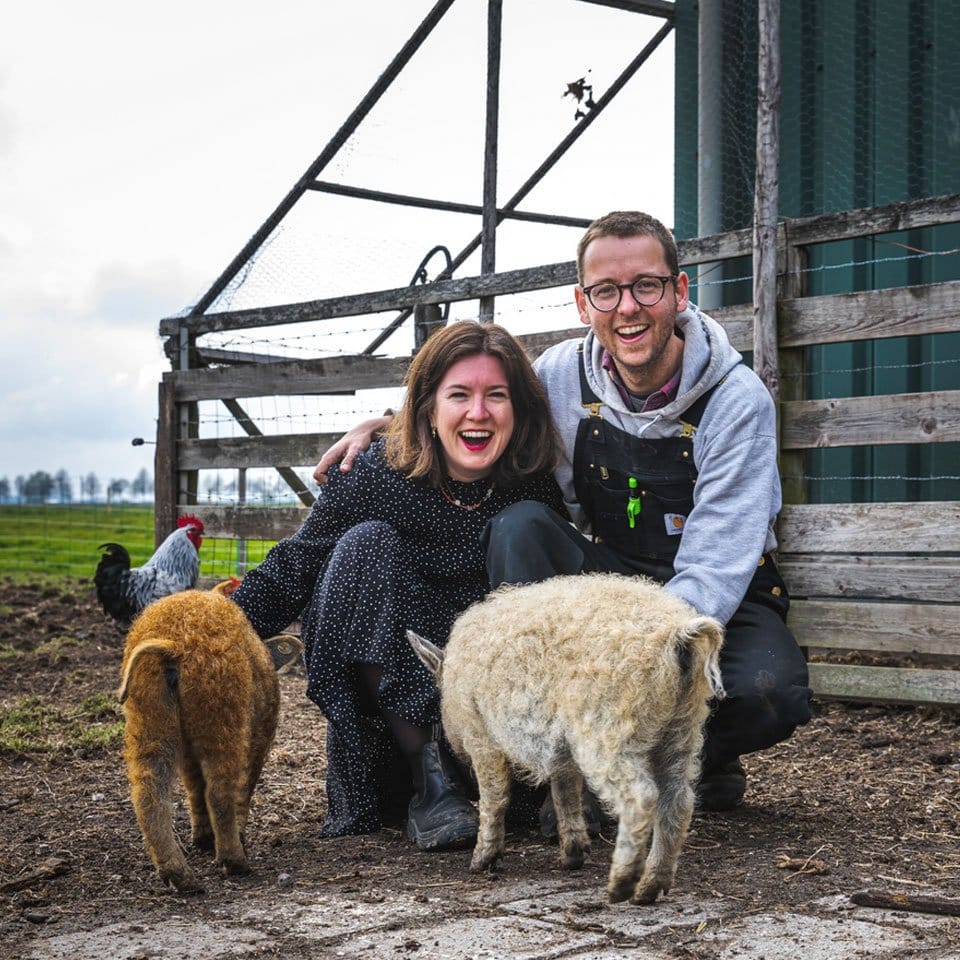 Aniek En Jurjen Wonen Met 10 Anderen Op Een Boerenerf