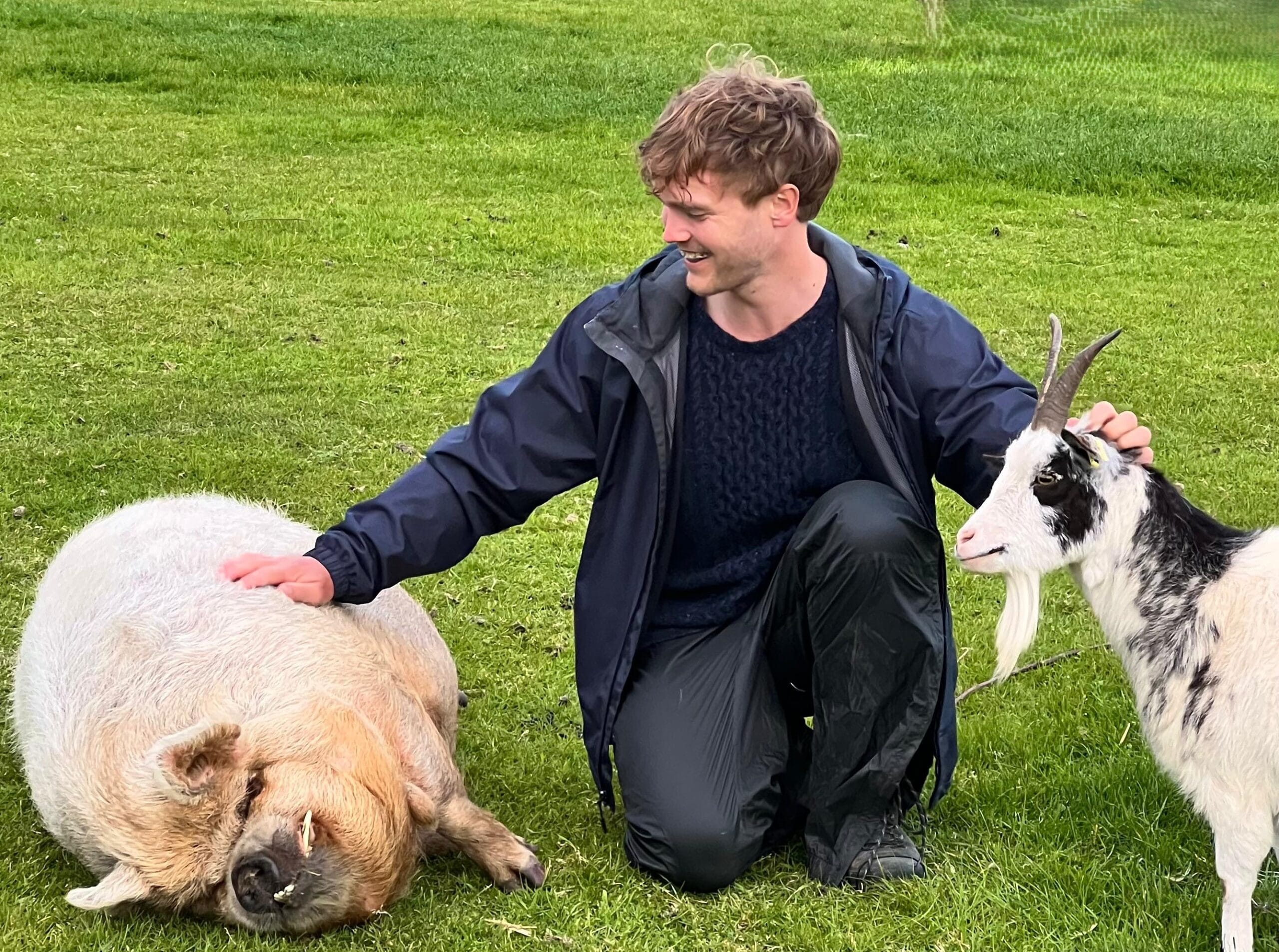 Veganist Wouter Waayer Zet Zich Als Boerenzoon In Tegen Dierenleed In De Bio-Industrie