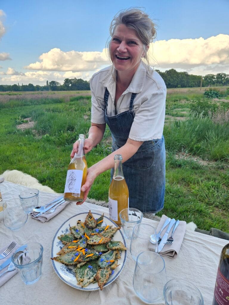 Kamperen Op Regeneratieve Boerderij Lenteland