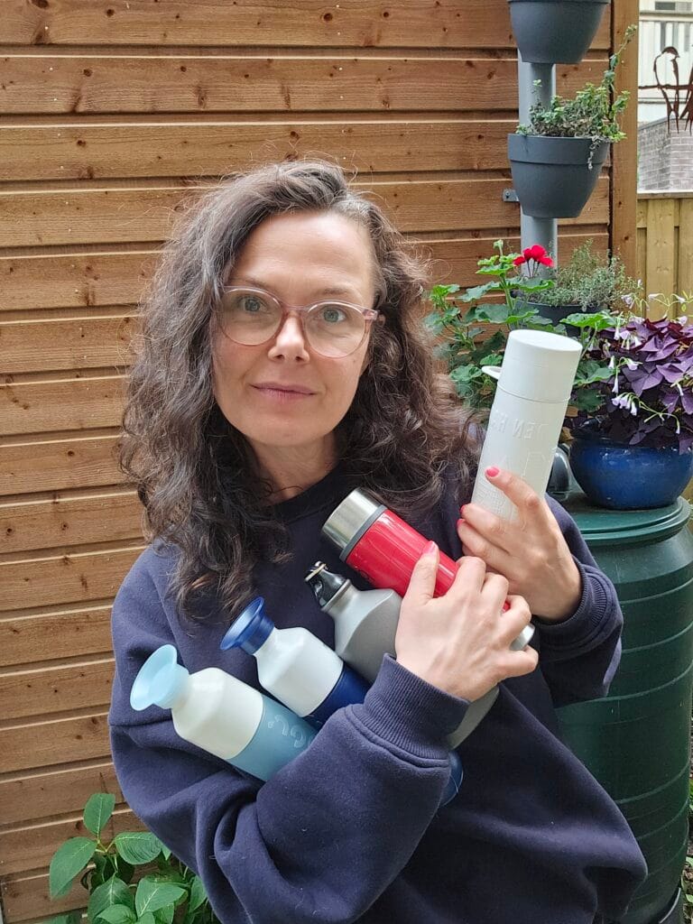 Kan Die Plastic Waterfles Nou In De Vaatwasser Of Niet? 