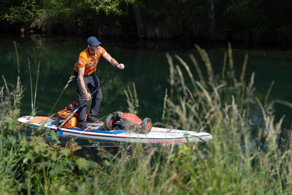 Plastic Soup Surfer Merijn Tinga biedt hoop met zijn nieuwe boek ‘Tegen de stroom in’ 4 Plastic Soup Surfer Merijn Tinga Biedt Hoop Met Nieuw Boek Tegen De Stroom In