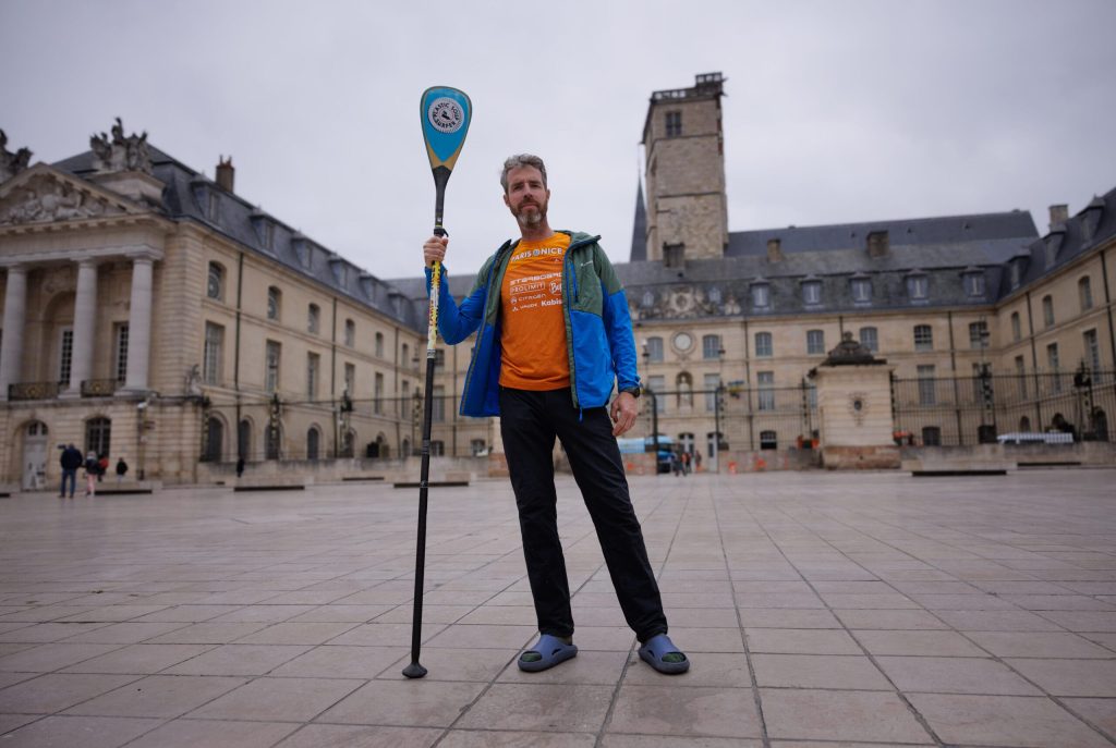 Plastic Soup Surfer Merijn Tinga biedt hoop met zijn nieuwe boek ‘Tegen de stroom in’ 6 Plastic Soup Surfer Merijn Tinga Biedt Hoop Met Nieuw Boek Tegen De Stroom In
