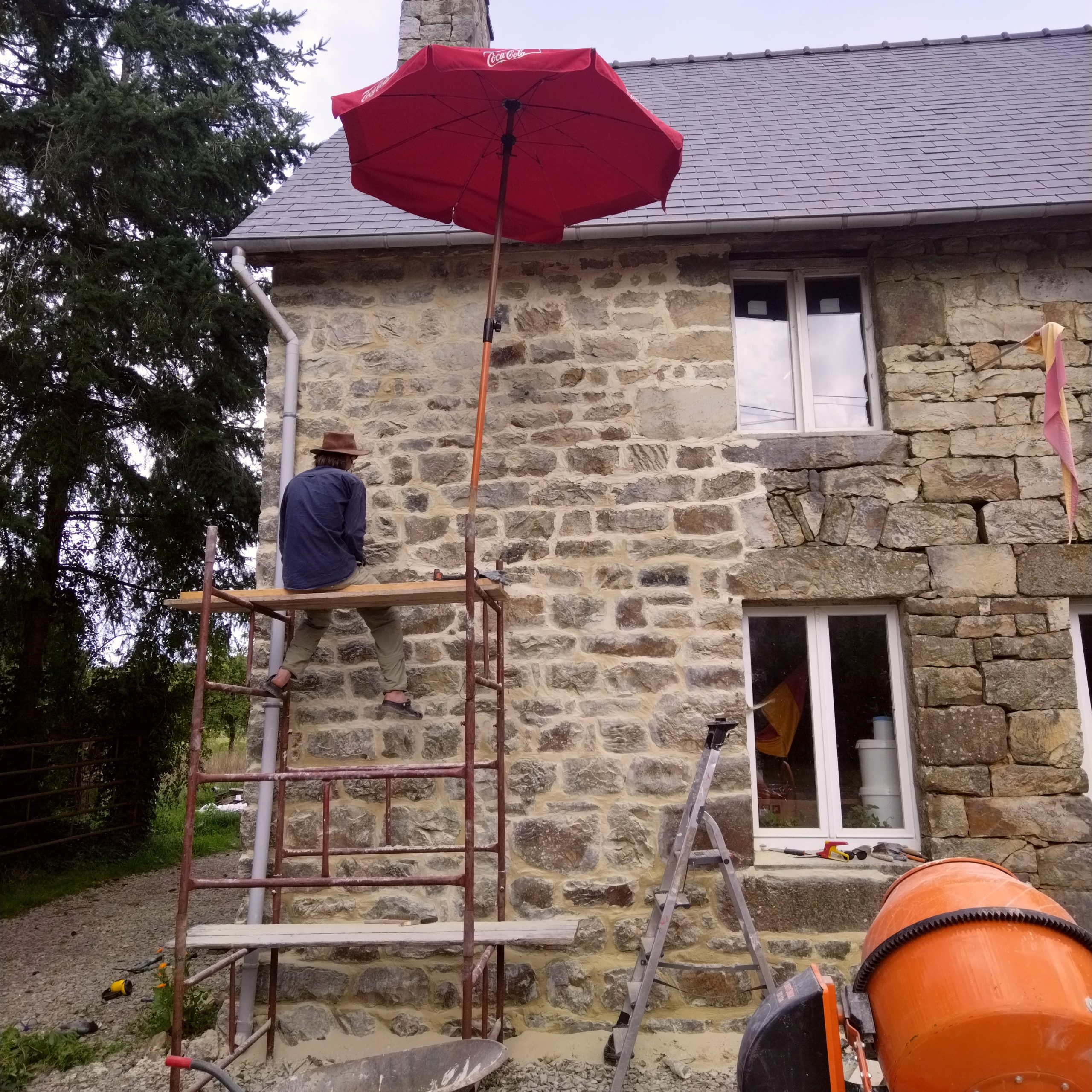 Zelfvoorzienend Leven In Frankrijk: Deze 3 Vrienden Leven Hun Droom