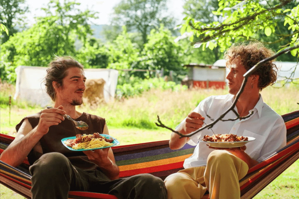 Zelfvoorzienend Leven In Frankrijk: Deze 3 Vrienden Leven Hun Droom