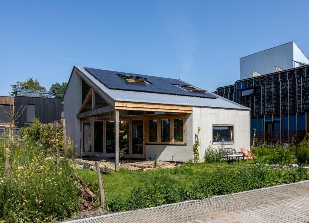 Is Zelfbouw Dé Oplossing Voor De Woningcrisis? Het Is In Ieder Geval Een Manier Om Op Een Betaalbare Manier Aan Je Droomhuis Te Komen