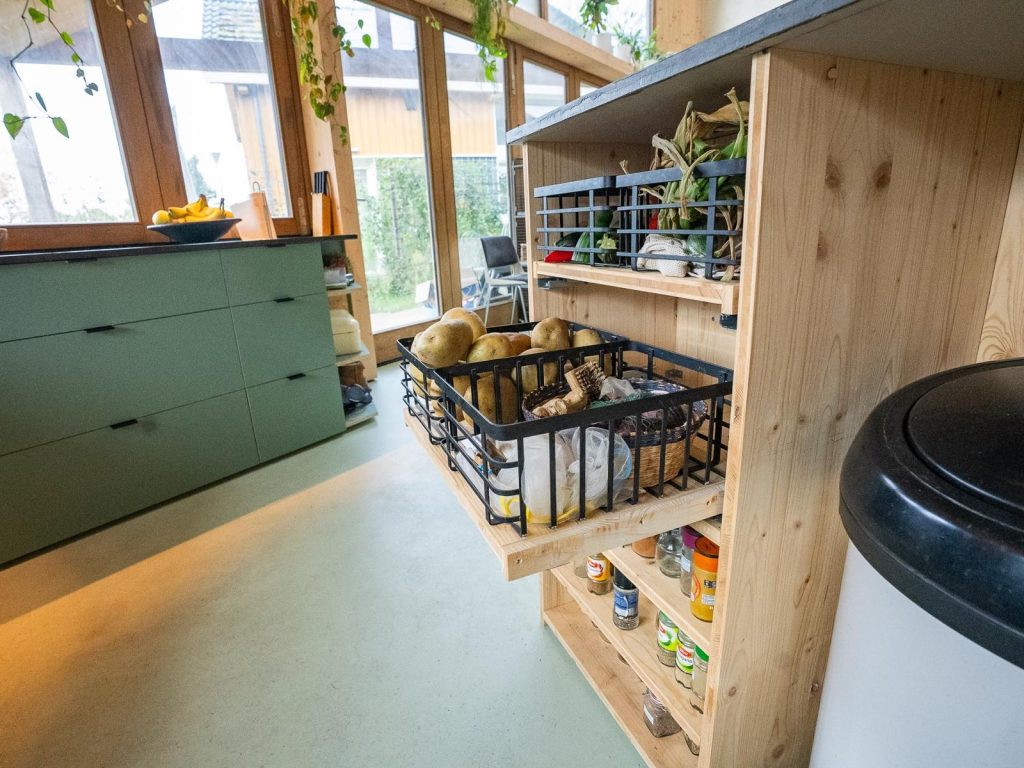 Is Zelfbouw Dé Oplossing Voor De Woningcrisis? Het Is In Ieder Geval Een Manier Om Op Een Betaalbare Manier Aan Je Droomhuis Te Komen