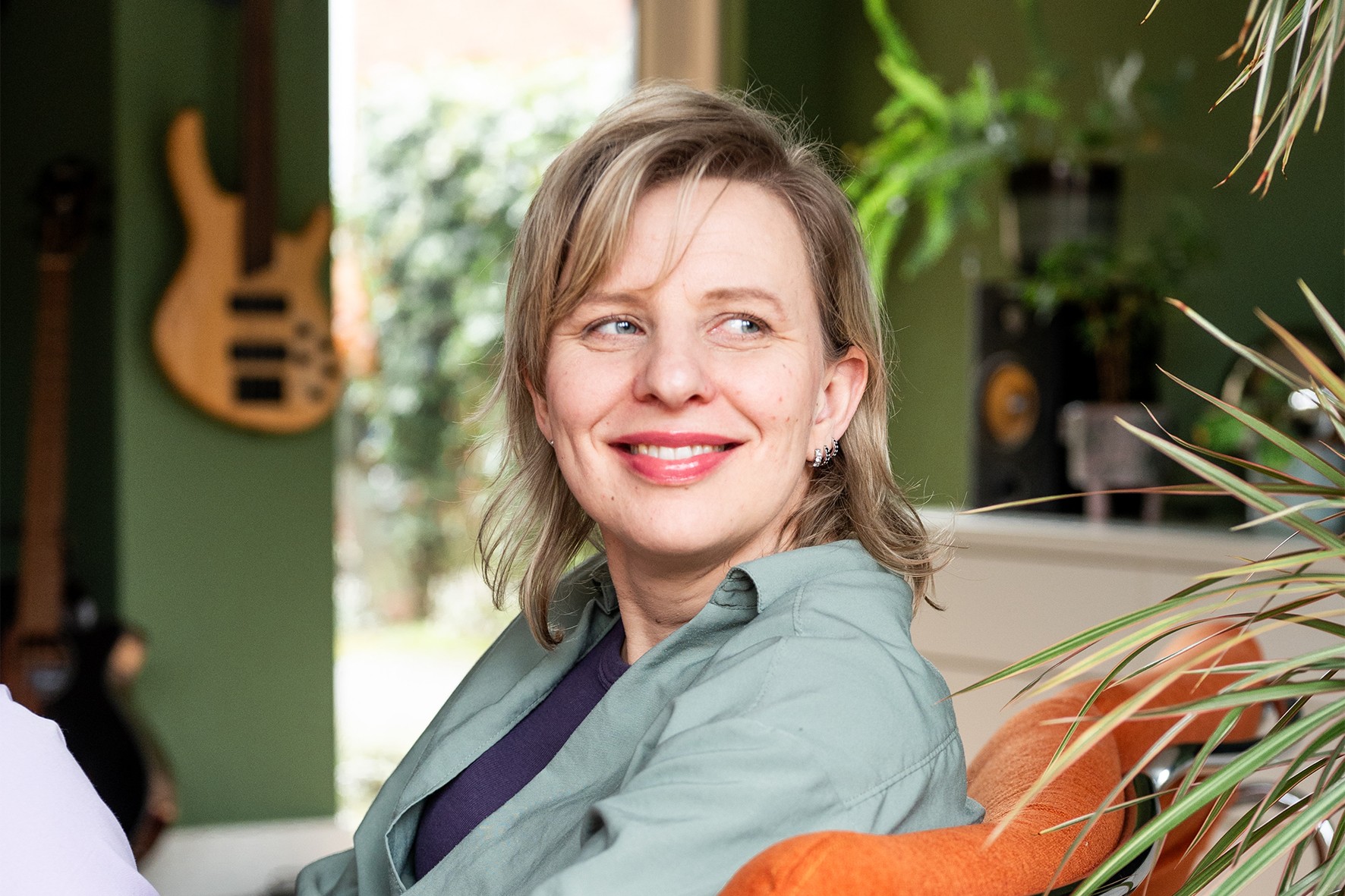 © Marloes Chater Photography Betje, Oftewel Liesbeth, Schreef Een Grappige Graphic Novel Over De Klimaatactivist In Zichzelf