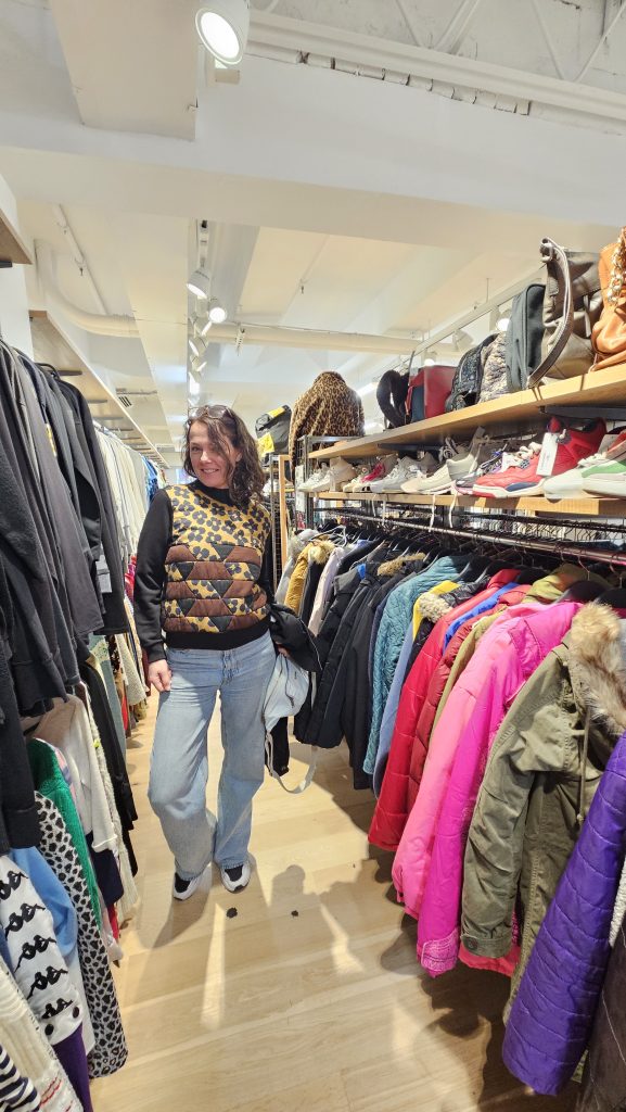 Dit is hoeveel nieuwe kledingstukken je kan kopen zonder de planeet te slopen 2 Hoeveel Nieuwe Kledingstukken Kan Je Per Jaar Kopen Om Binnen De Grenzen Van De Planeet Te Blijven?