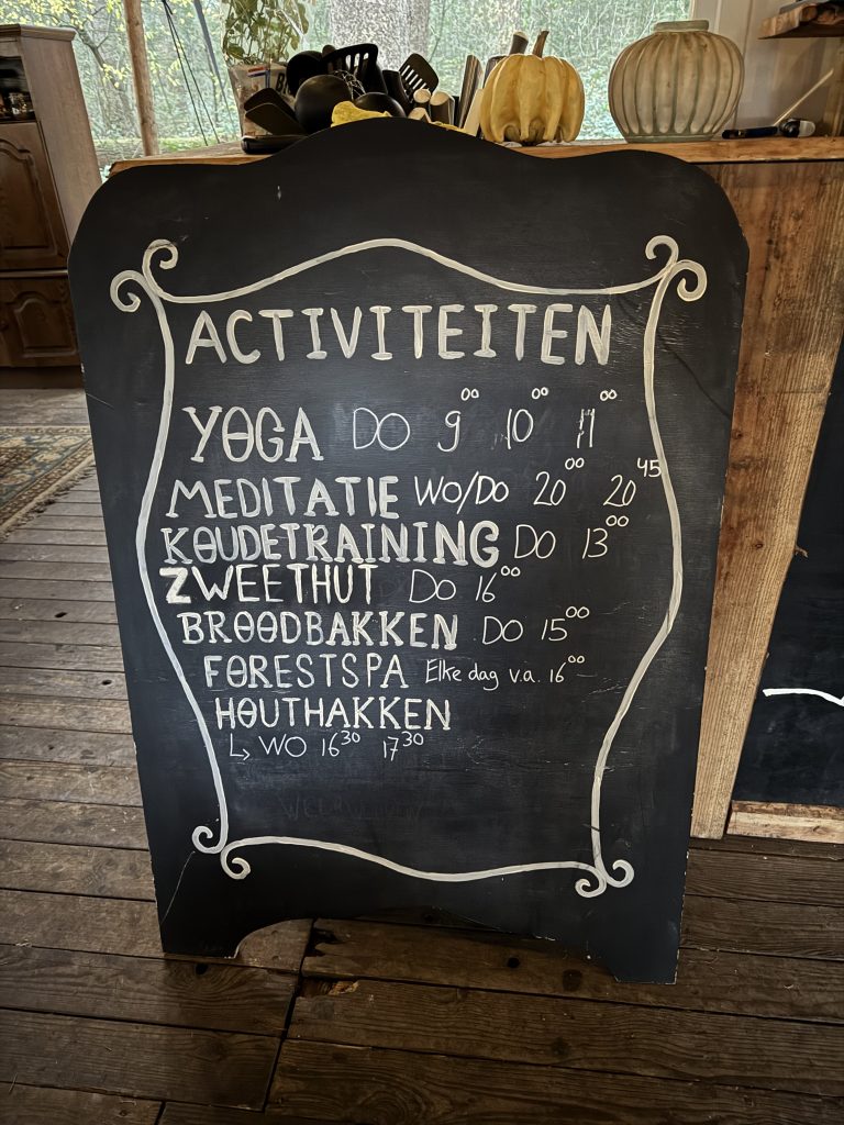 Winterwoods: winterkamperen in een yurt met houtkachel én bed, middenin de natuur 7 Img 7087