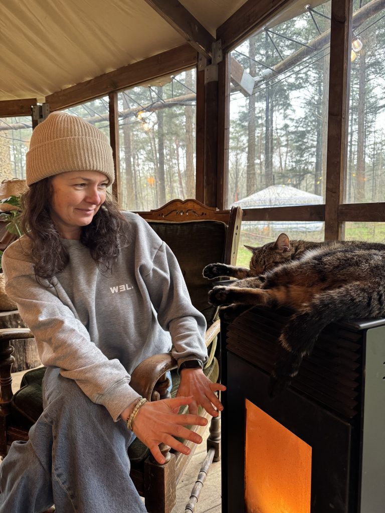 Winterwoods: winterkamperen in een yurt met houtkachel én bed, middenin de natuur 10 Img 7148