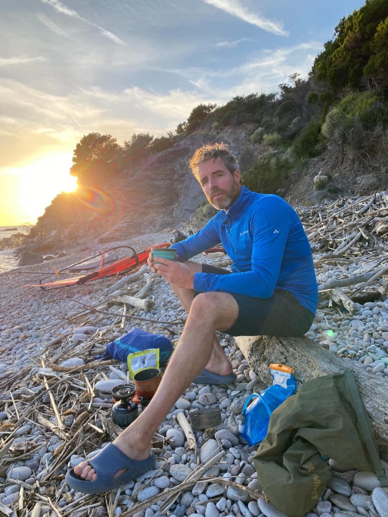 Merijn Tinga surft van Nice naar Rome om de paus te bekeren tot statiegeld, Mei Plasticvrij: plastic minderen is vooral een strijd tegen de superamarkt